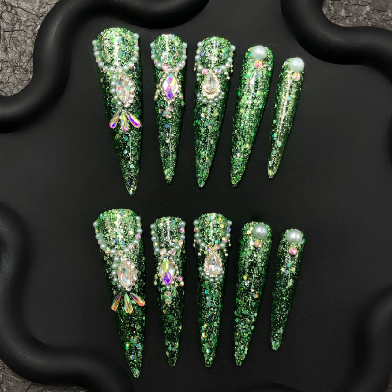 Luxury Green Glitter Jewel Nails CR15