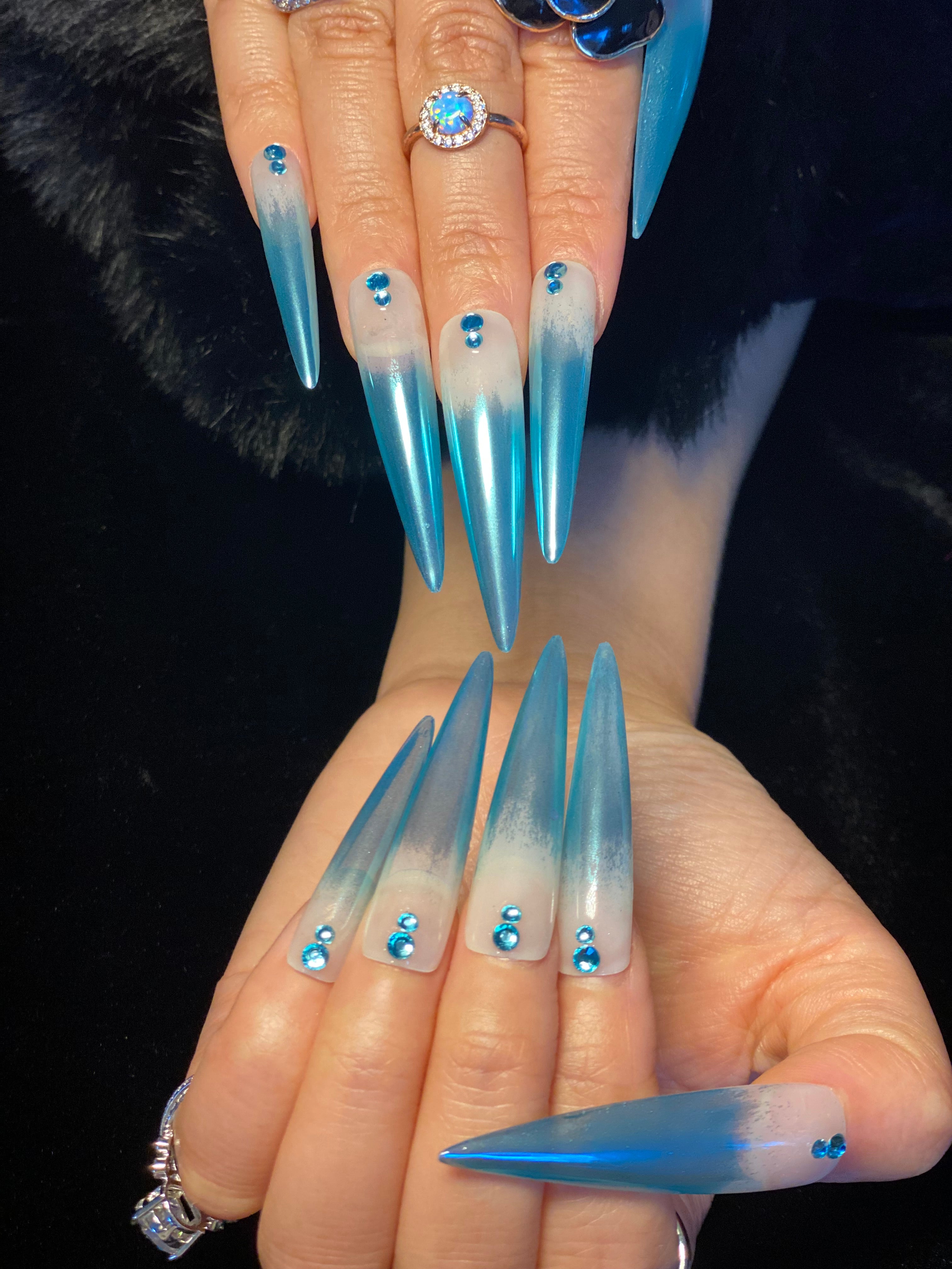 Ombre Blue Jewel Nails CR166