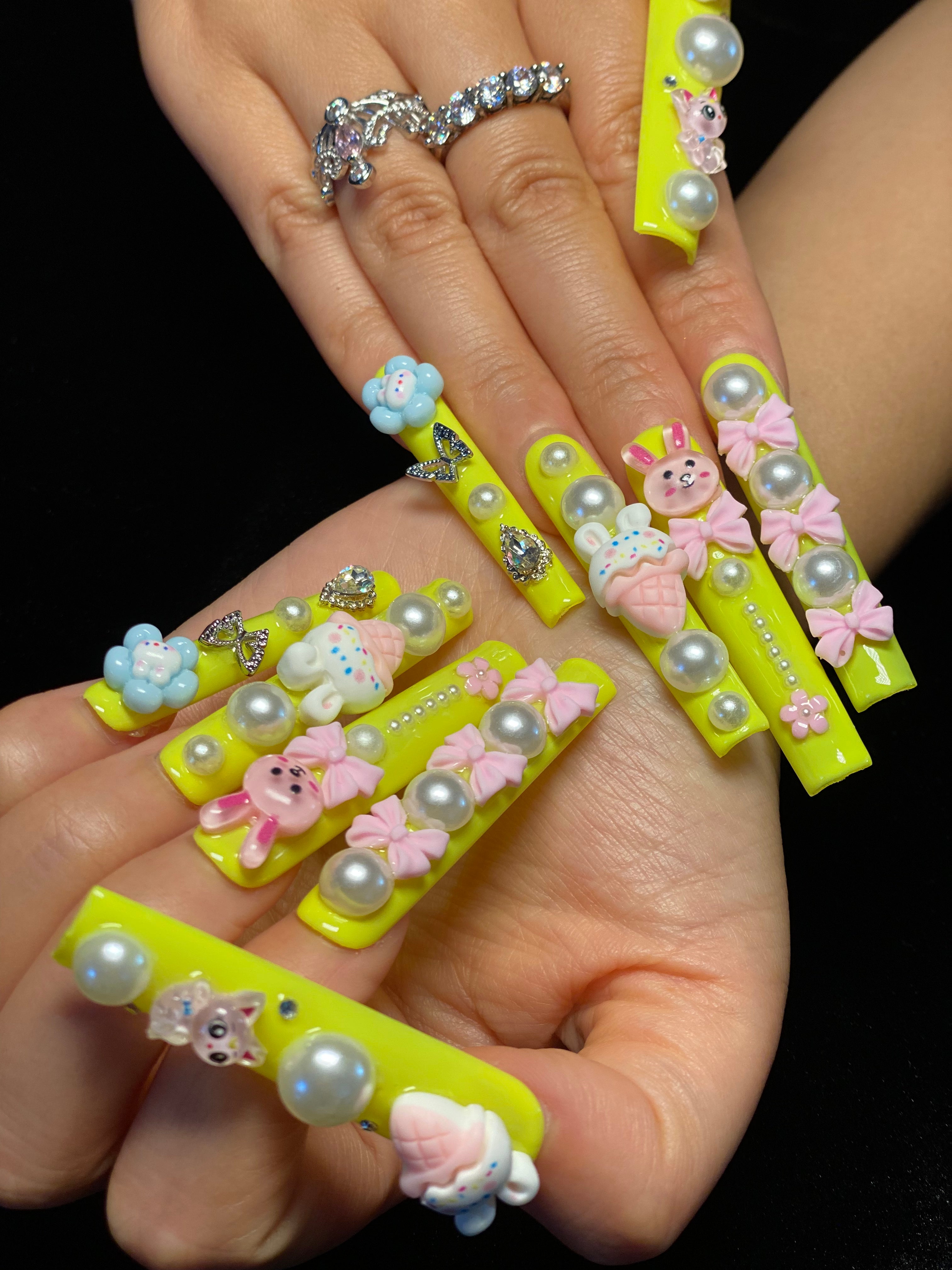 Charming Pastel 3D Nail Set CR09